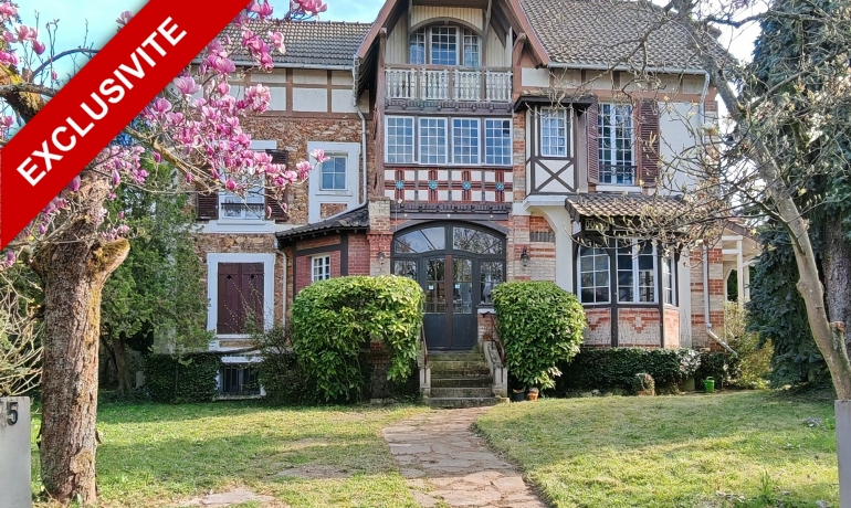 Maison 8 pièces 186 m² – Terrain 1.762 m² – Face à l’Arboretum